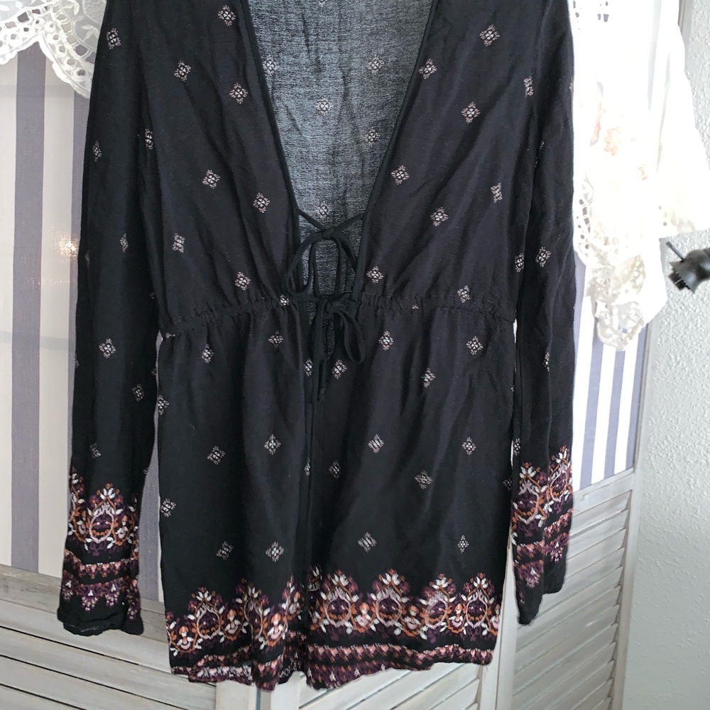 🛑 SOLD 🛑!!!!     Kendall & Kylie romper
